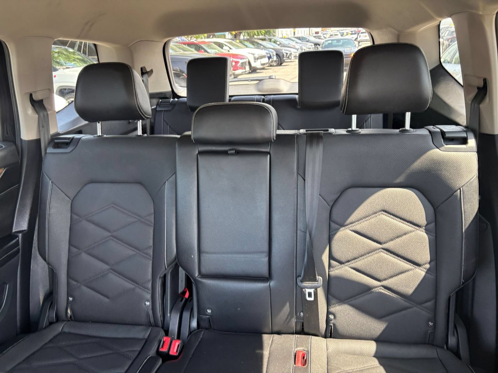 Used 2024 Volkswagen Atlas SE AWD/4WD image 38