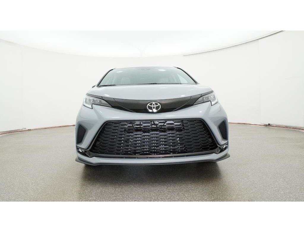 New 2026 Toyota Sienna XSE AWD/4WD image 31