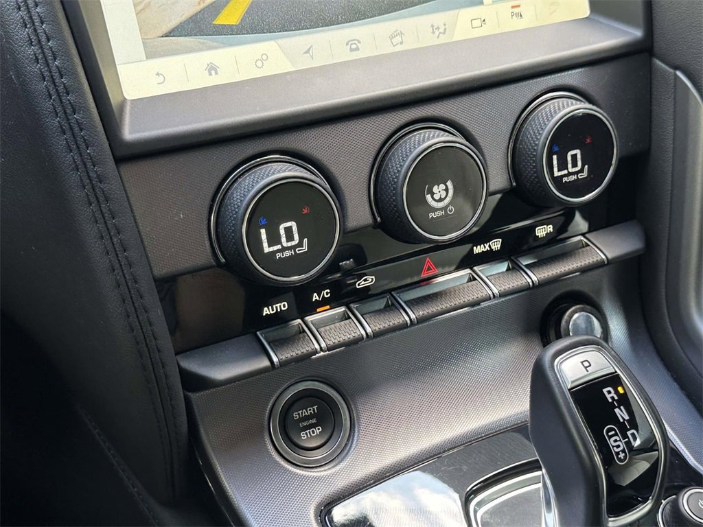 Used 2023 Jaguar F-TYPE Coupe image 26
