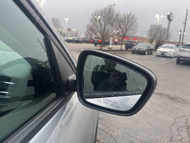 Certified 2022 Ford Escape SEL w/ SEL Stealth AWD Package image 4