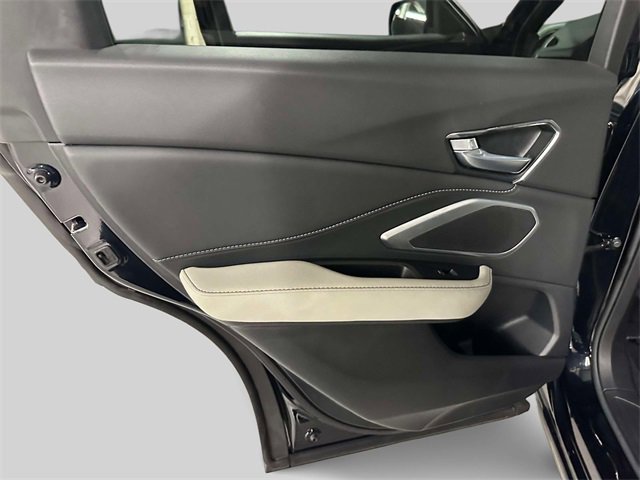 Used 2025 Acura RDX SH-AWD image 16