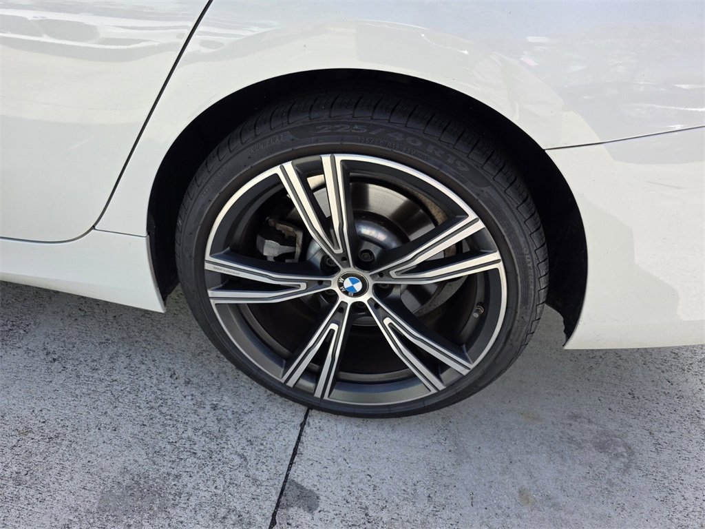 Certified 2023 BMW 330i Sedan w/ Premium Package image 18