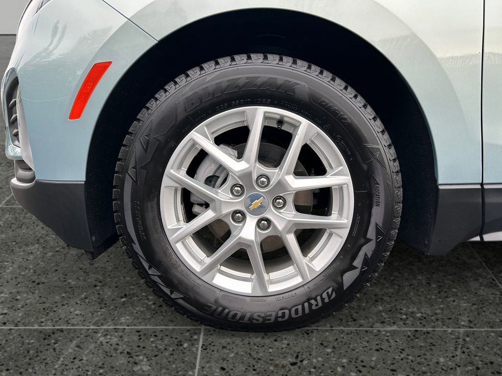 Used 2022 Chevrolet Equinox LT FWD image 4