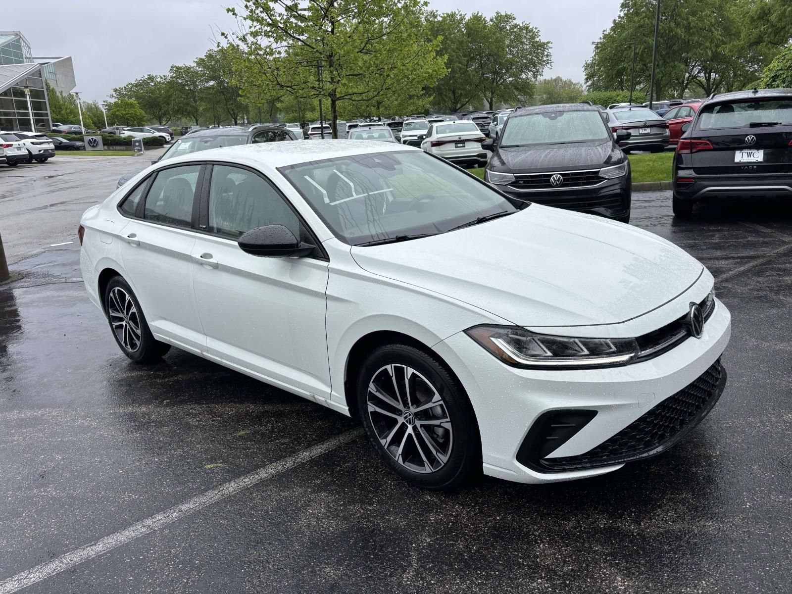New 2026 Volkswagen Jetta Sport FWD image 3