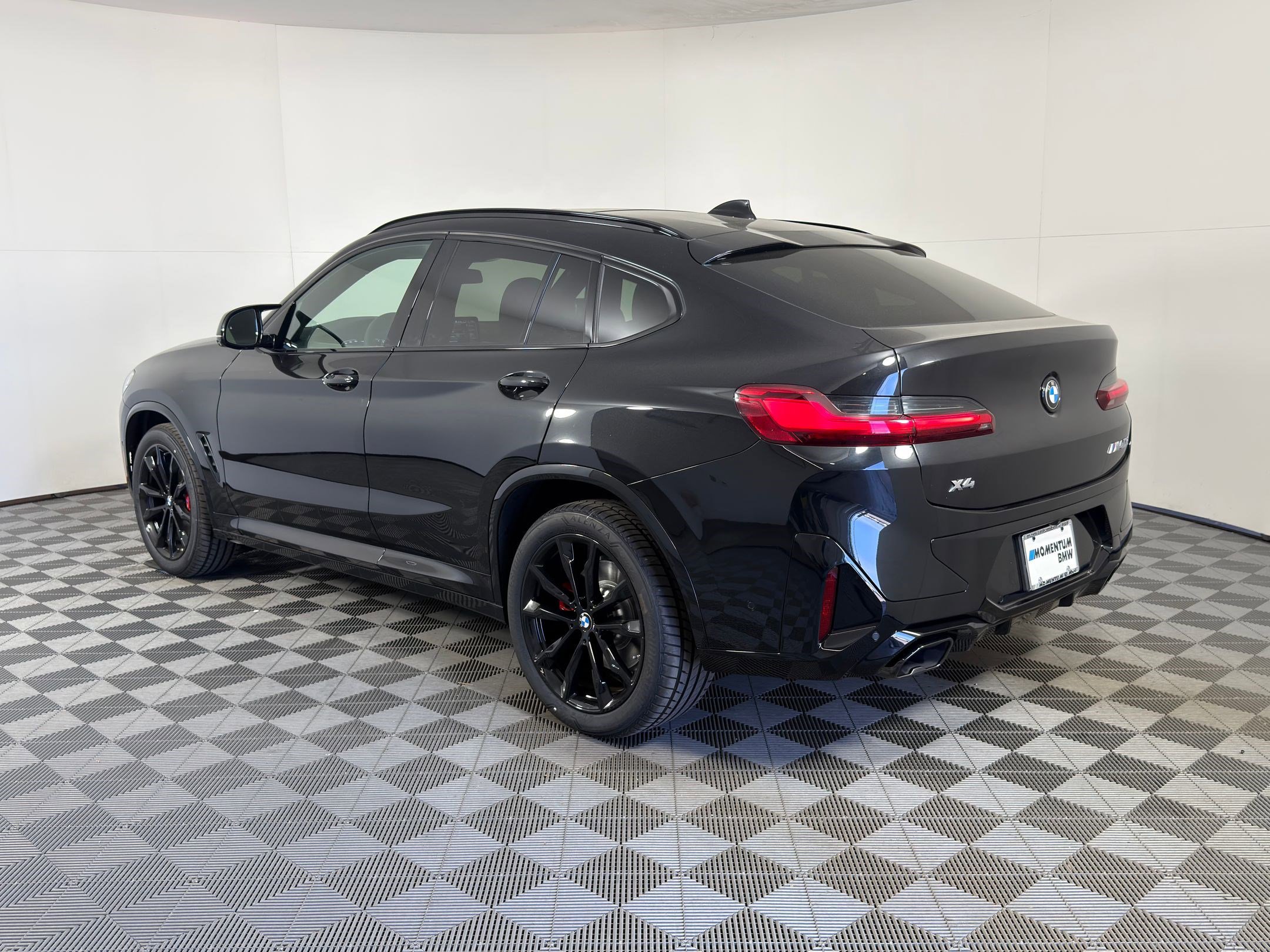 New 2025 BMW X4 M40i w/ Premium Package image 3