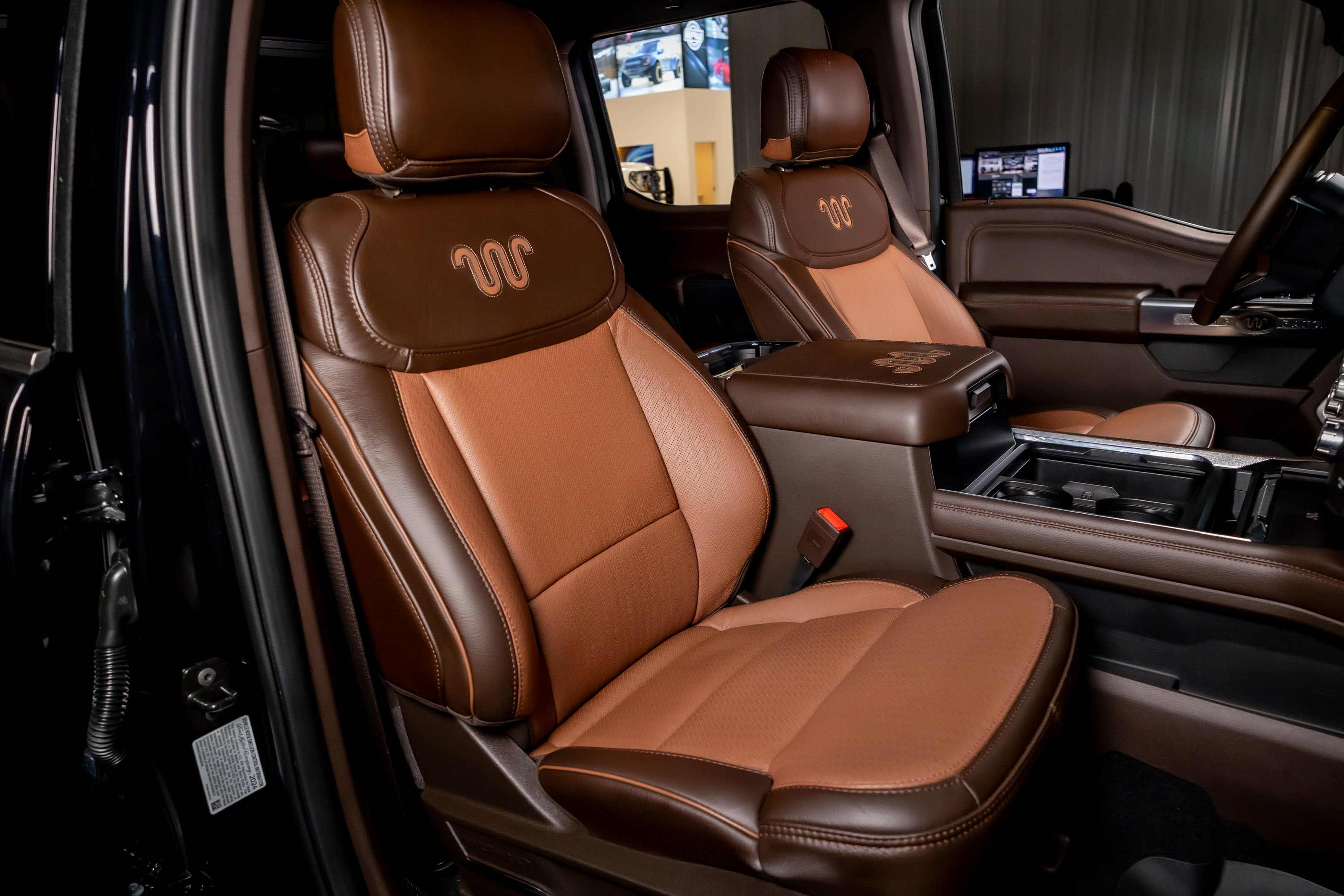 Used 2024 Ford F250 King Ranch w/ Tremor Off-Road Package image 21