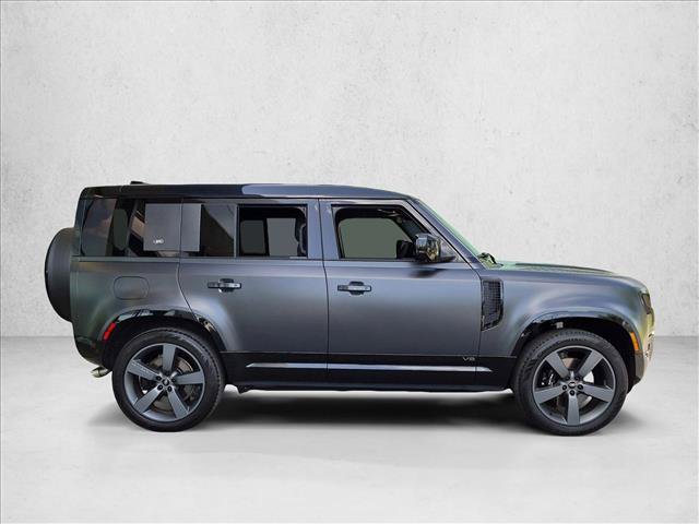 Used 2024 Land Rover Defender 110 Carpathian Edition AWD/4WD image 4