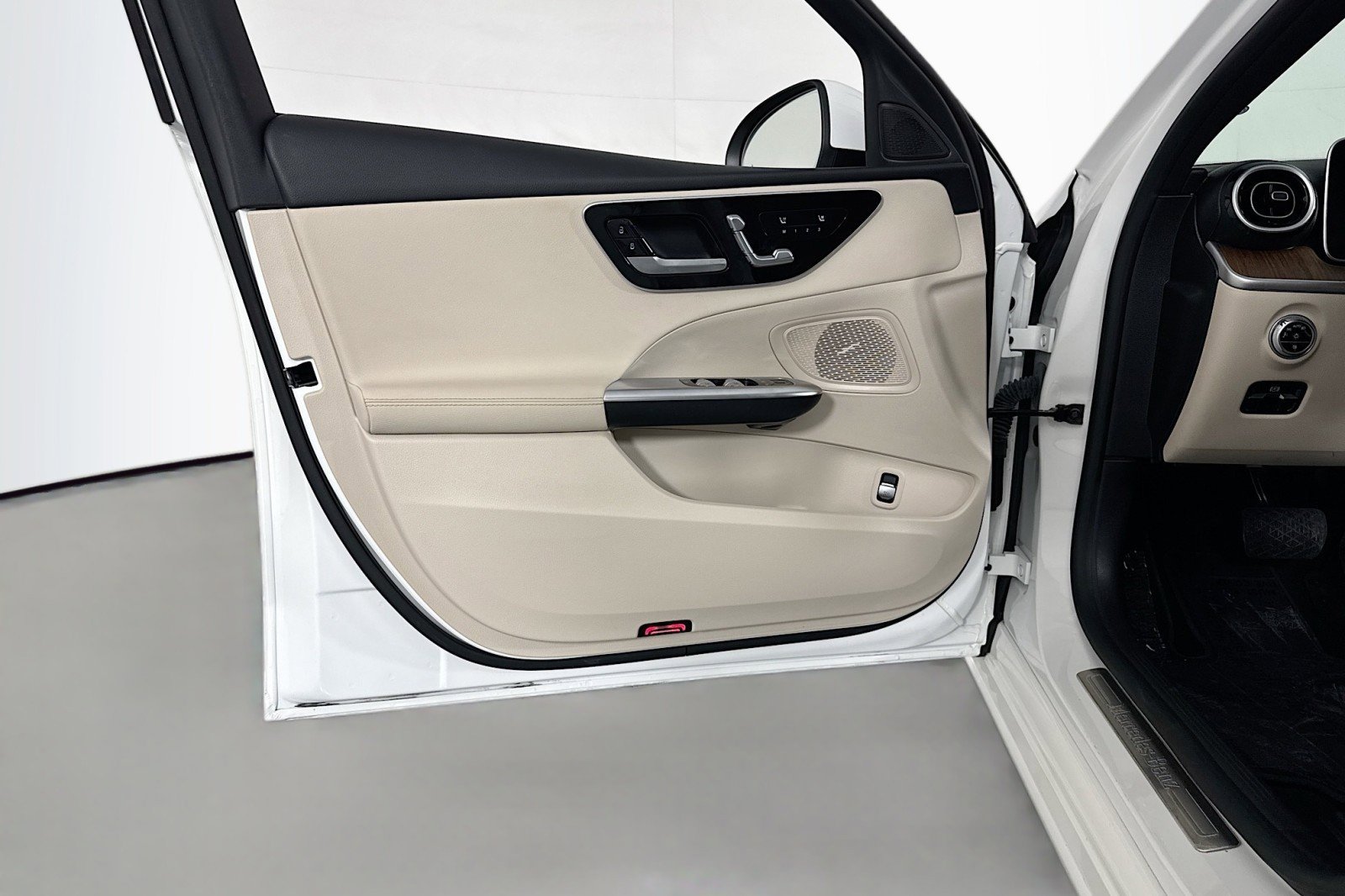 Certified 2024 Mercedes-Benz C 300 Sedan image 22