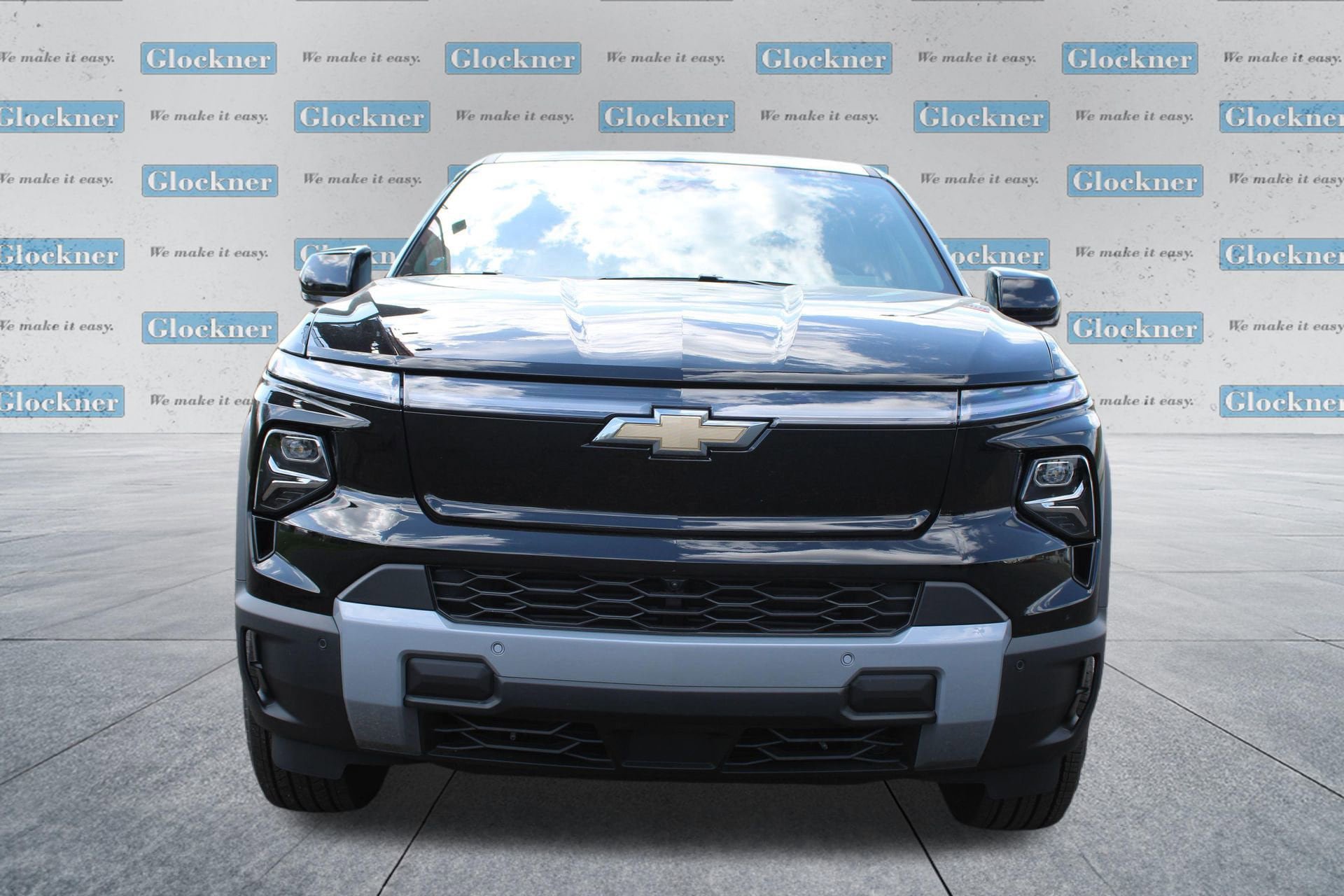 New 2026 Chevrolet Silverado EV LT image 2