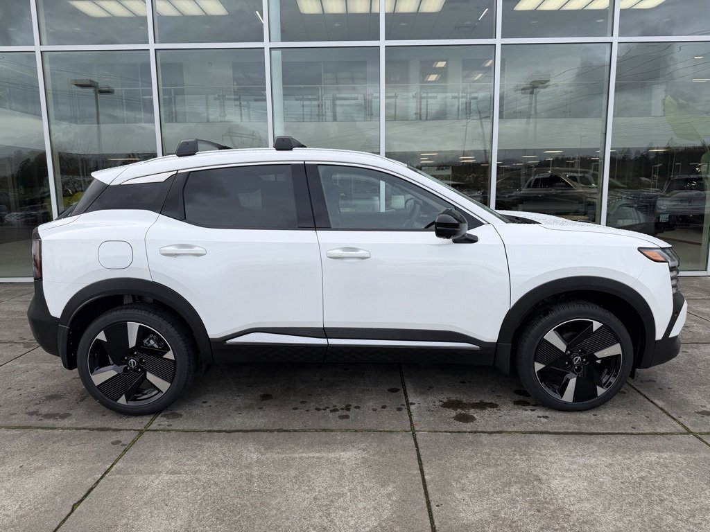 New 2026 Nissan Kicks SR w/ Cold Weather Package image 8