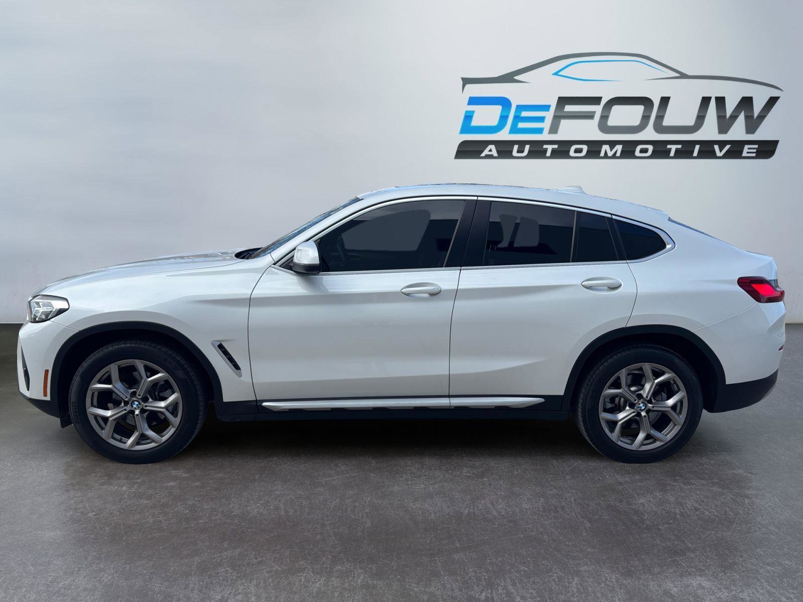 Used 2022 BMW X4 xDrive30i w/ Convenience Package image 18