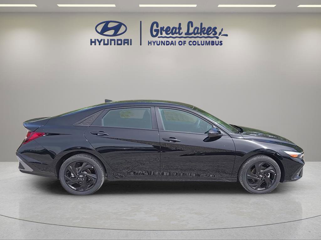 New 2026 Hyundai Elantra Sport FWD image 6
