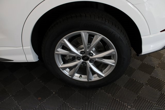 New 2025 Audi Q3 2.0T Premium image 23