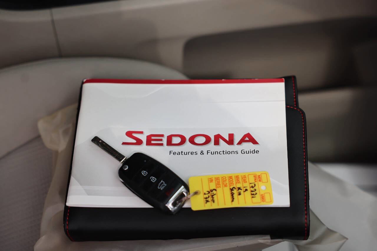 Used 2019 Kia Sedona L FWD image 33