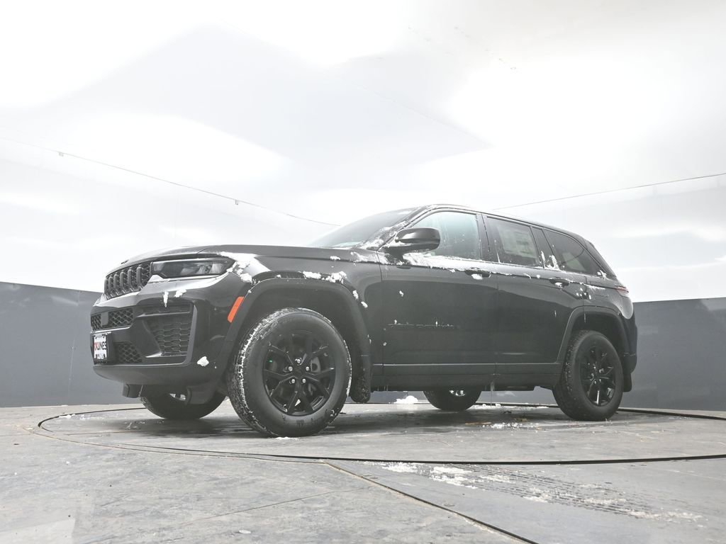 New 2026 Jeep Grand Cherokee Altitude image 41