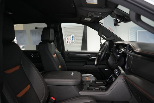 Used 2024 GMC Sierra 3500 AT4 w/ AT4 Premium Plus Package image 21