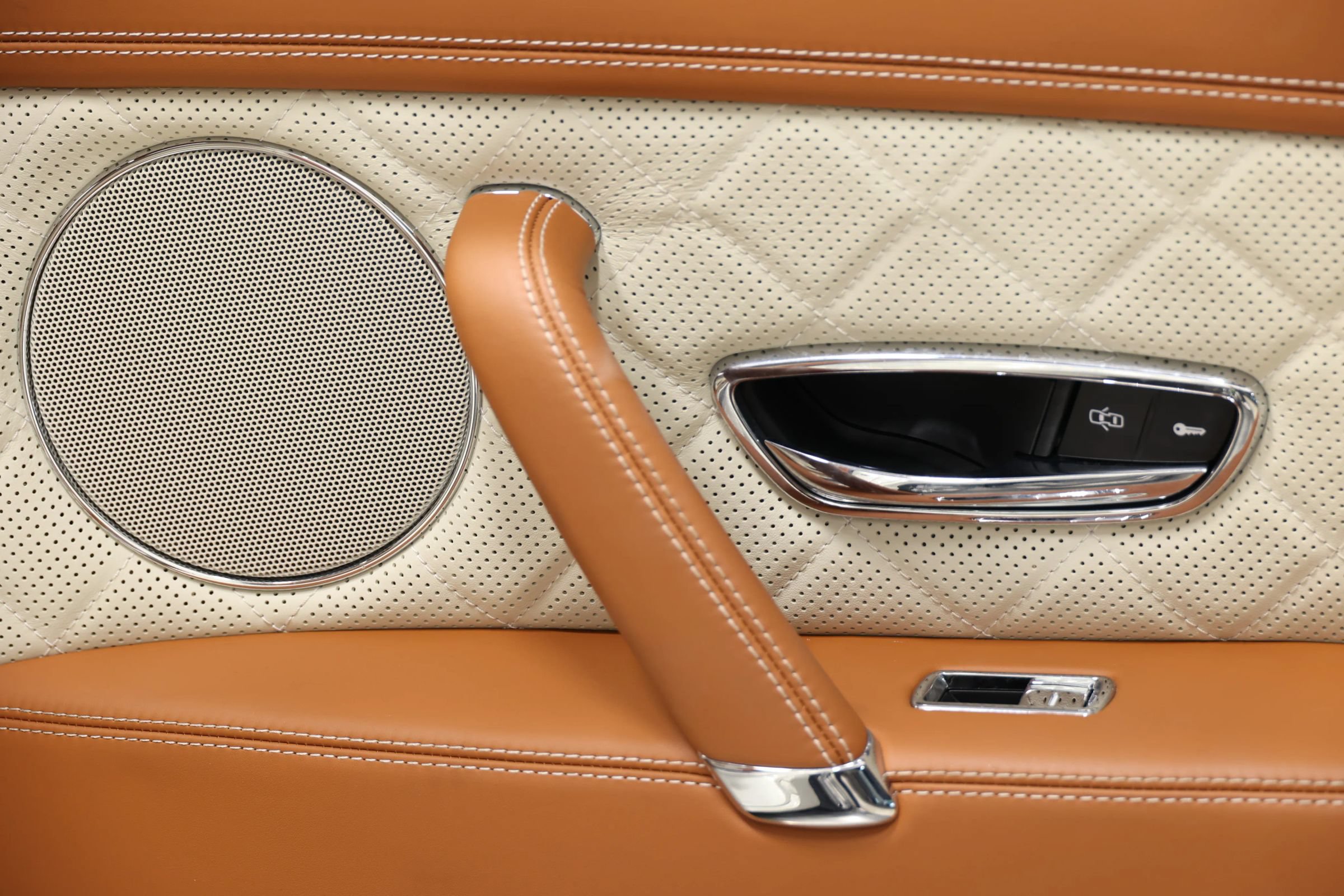 Used 2018 Bentley Flying Spur V8 AWD/4WD image 80