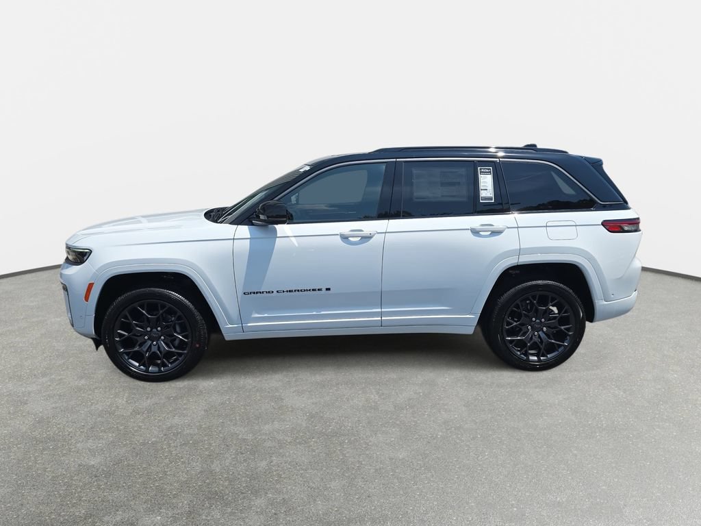 New 2026 Jeep Grand Cherokee Summit w/ Obsidian Package AWD/4WD image 8