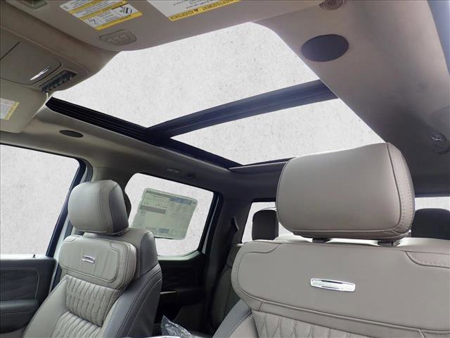 New 2026 Ford F350 Platinum w/ Platinum Plus Package AWD/4WD image 12