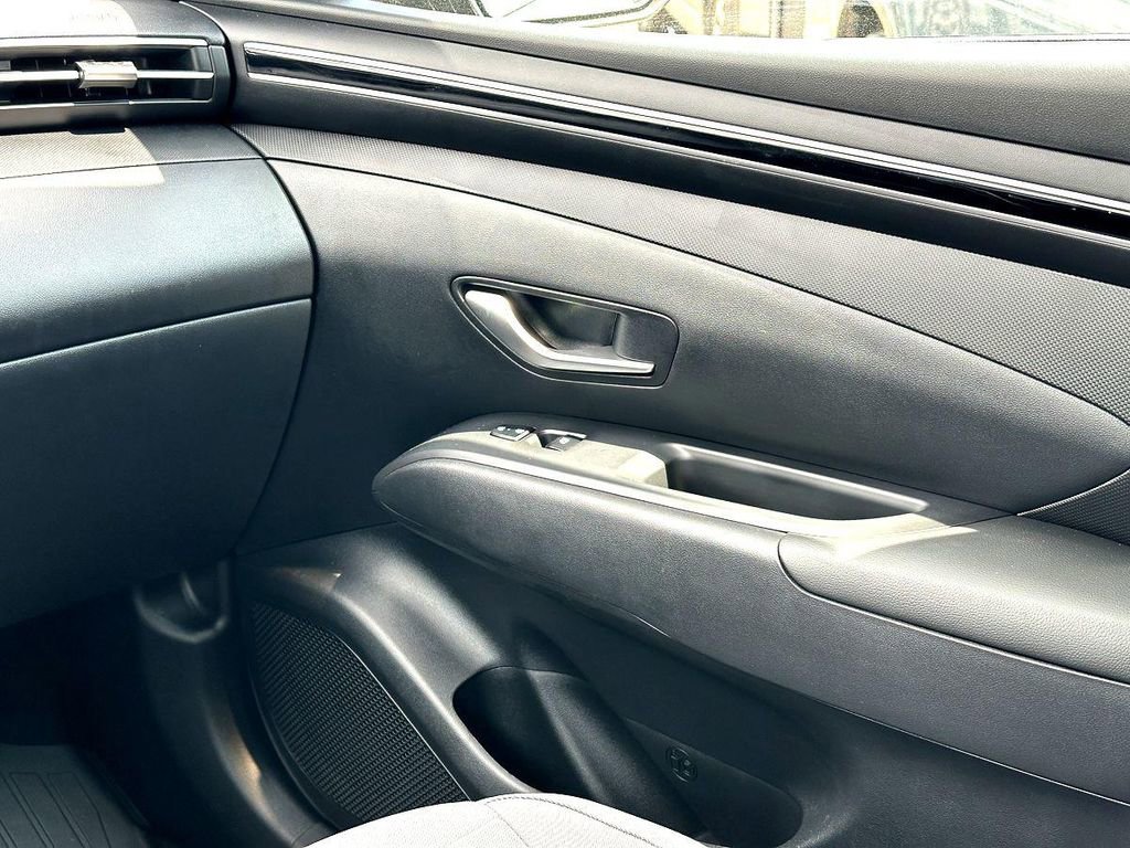 Used 2023 Hyundai Santa Cruz SEL image 30