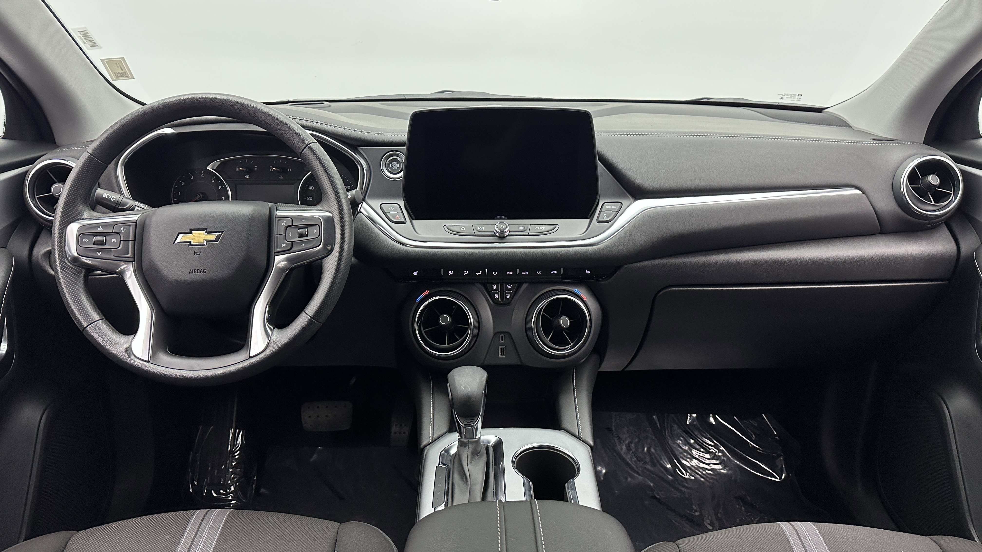 Used 2025 Chevrolet Blazer LT image 24