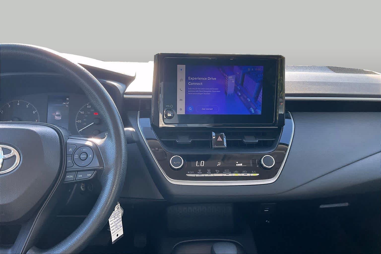 Used 2025 Toyota Corolla LE FWD image 7