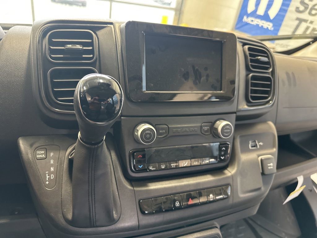 Used 2024 RAM ProMaster 2500 image 28
