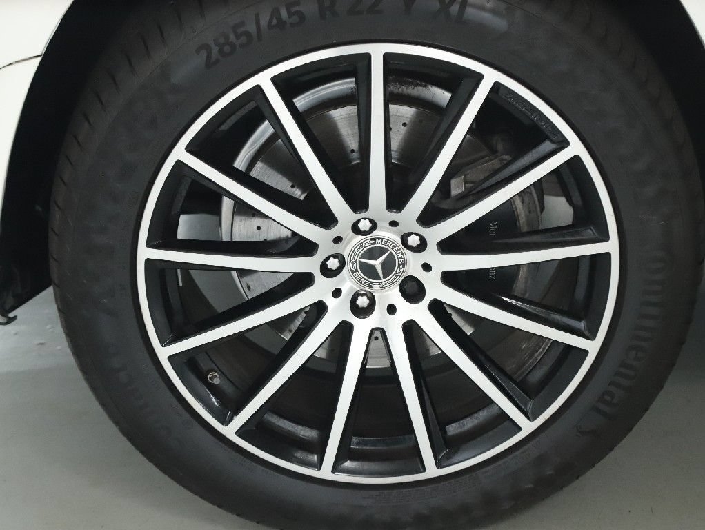 Used 2023 Mercedes-Benz GLS 450 4MATIC image 41