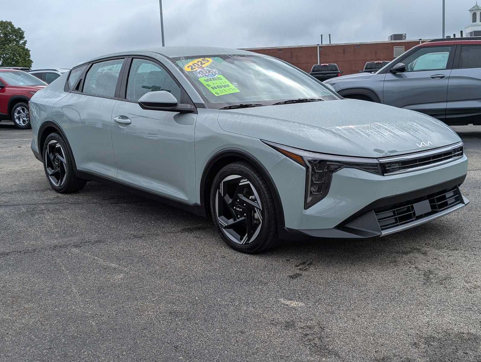 Used 2025 Kia K4 EX FWD image 6