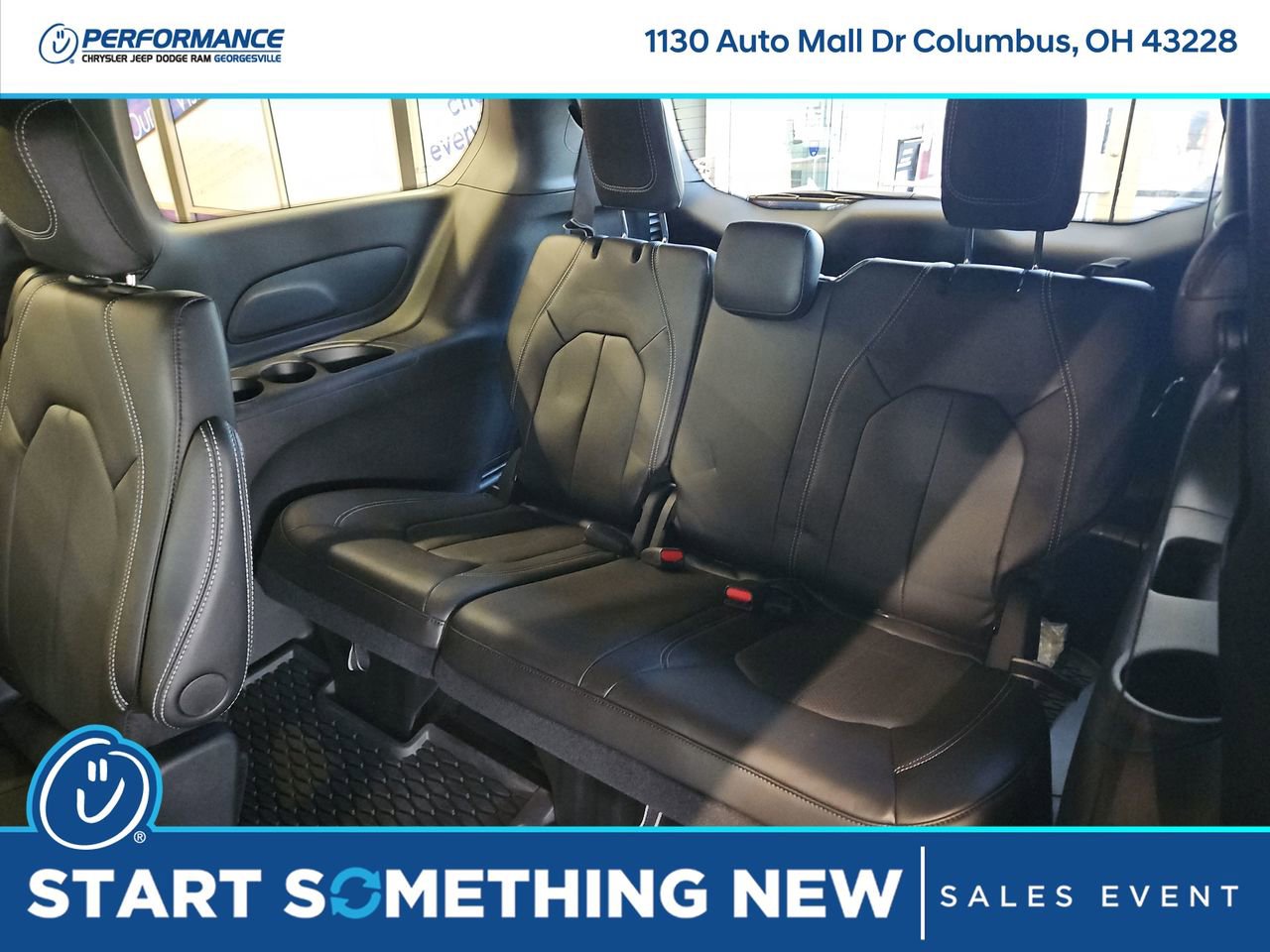 New 2025 Chrysler Pacifica Select w/ Fav Edition Package image 12