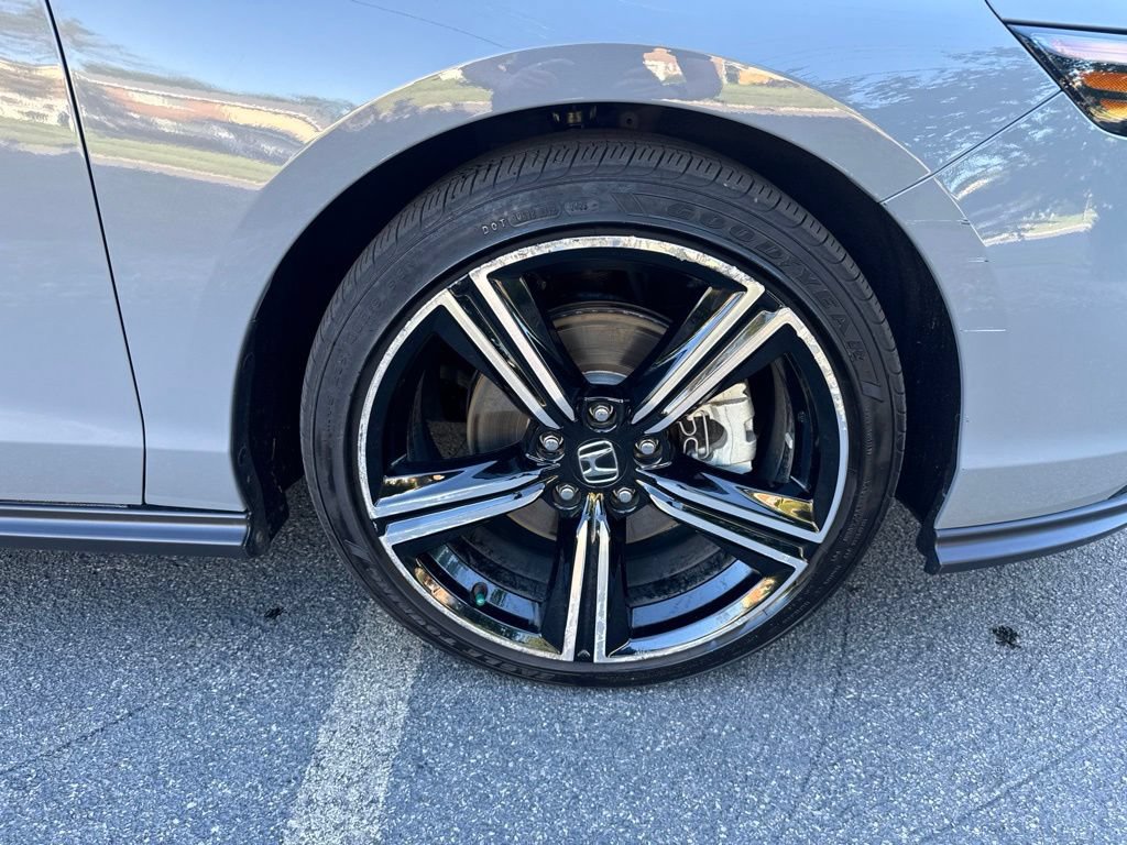 Certified 2025 Honda Accord Sport image 15