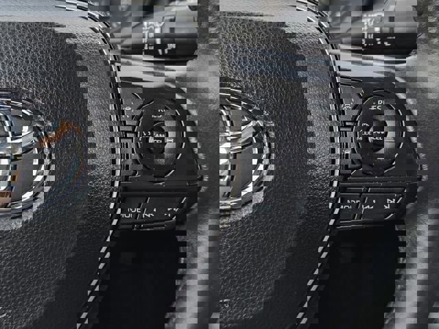 Used 2024 Toyota Corolla SE image 29