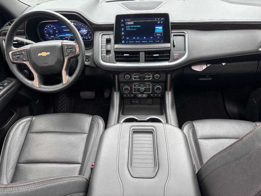 Used 2023 Chevrolet Suburban High Country AWD/4WD image 12