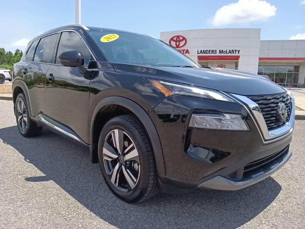 Used 2023 Nissan Rogue SL