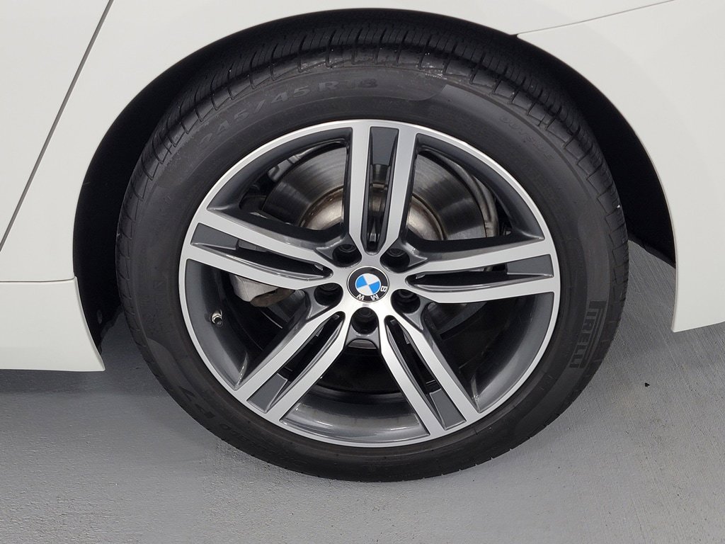 Used 2022 BMW 530i xDrive w/ Convenience Package AWD/4WD image 12