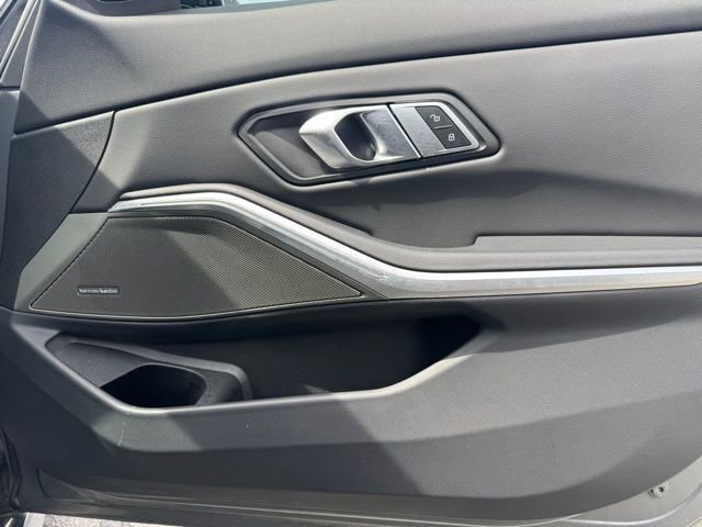 Used 2023 BMW 330i xDrive 330i xDrive w/ M Sport Package image 29