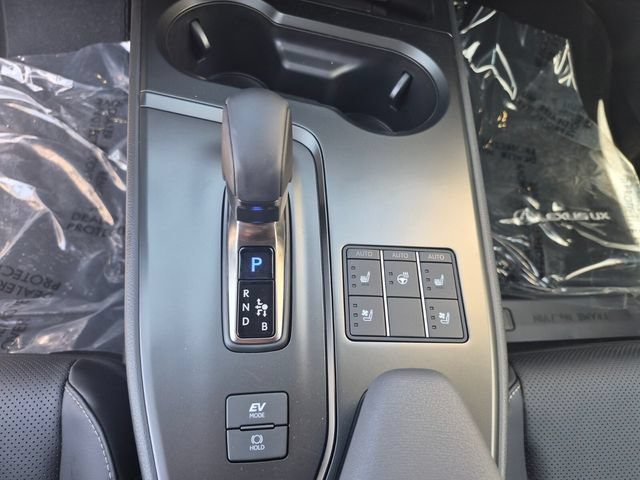 New 2026 Lexus UX 300h AWD image 20