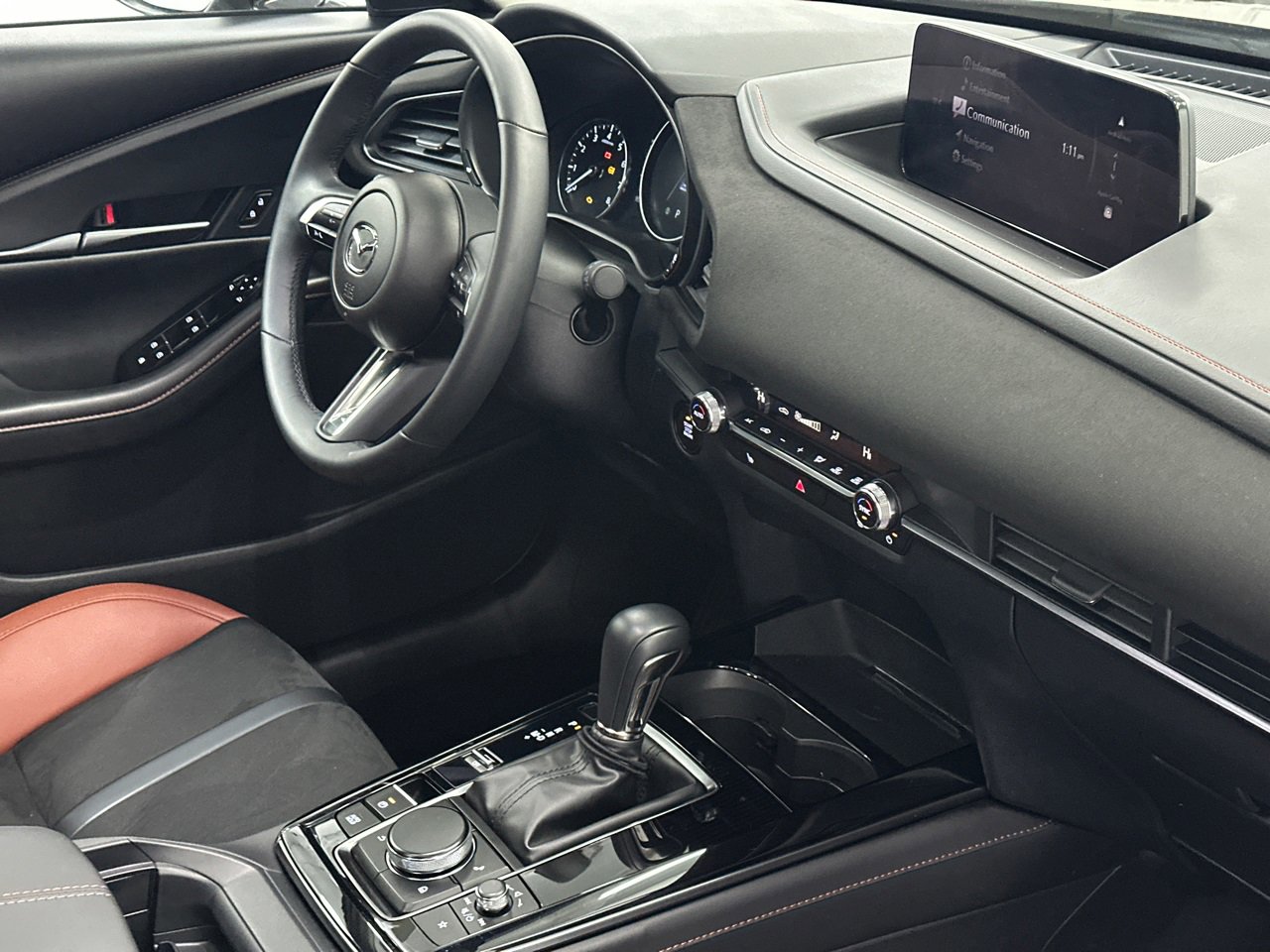 Used 2025 MAZDA CX-30 Carbon image 10