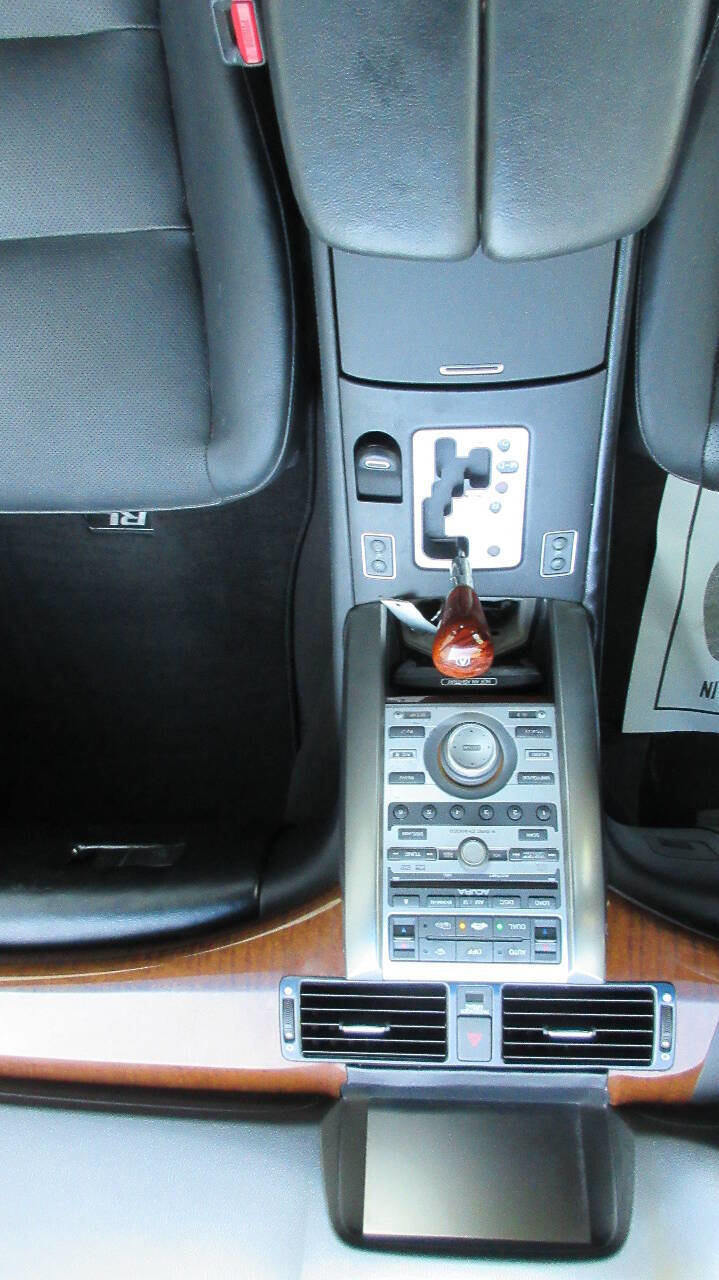 Used 2005 Acura RL AWD/4WD image 29