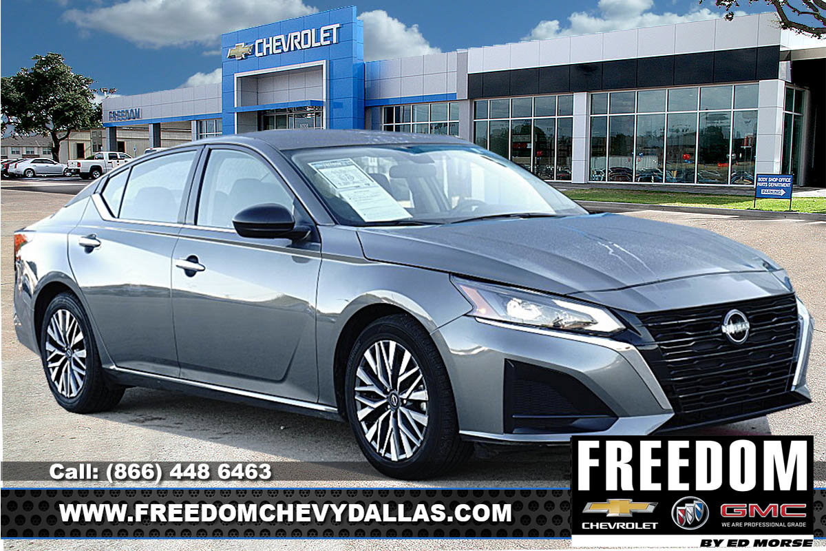 Used 2025 Nissan Altima 2.5 SV