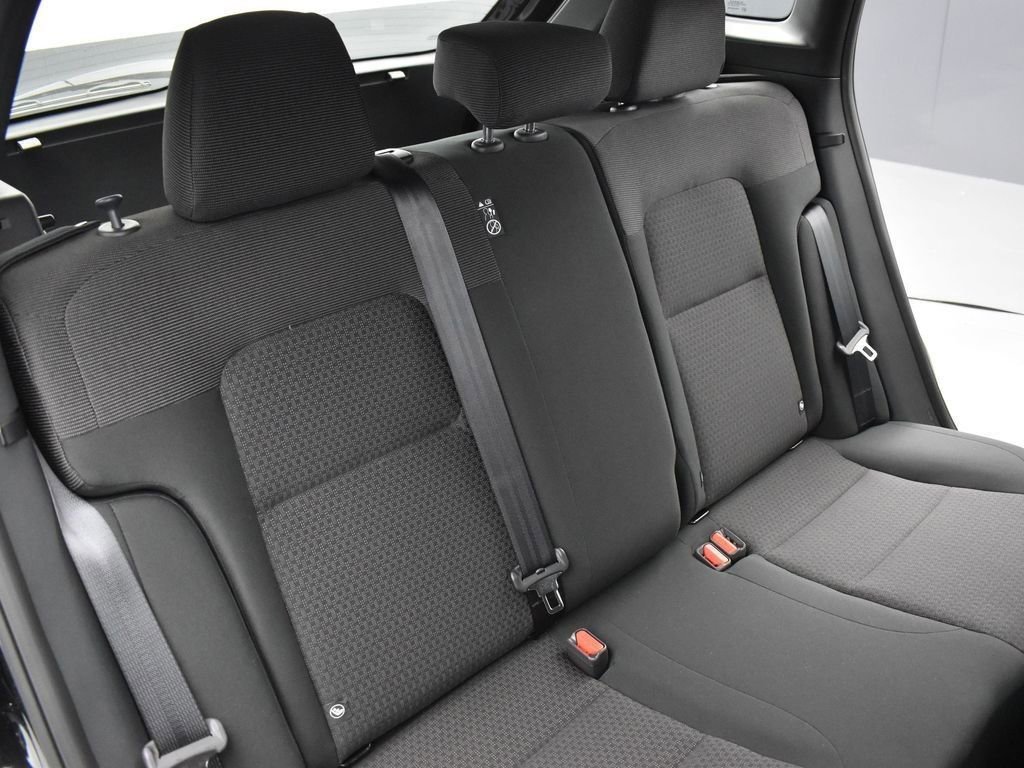 Used 2025 Nissan Kicks S image 18