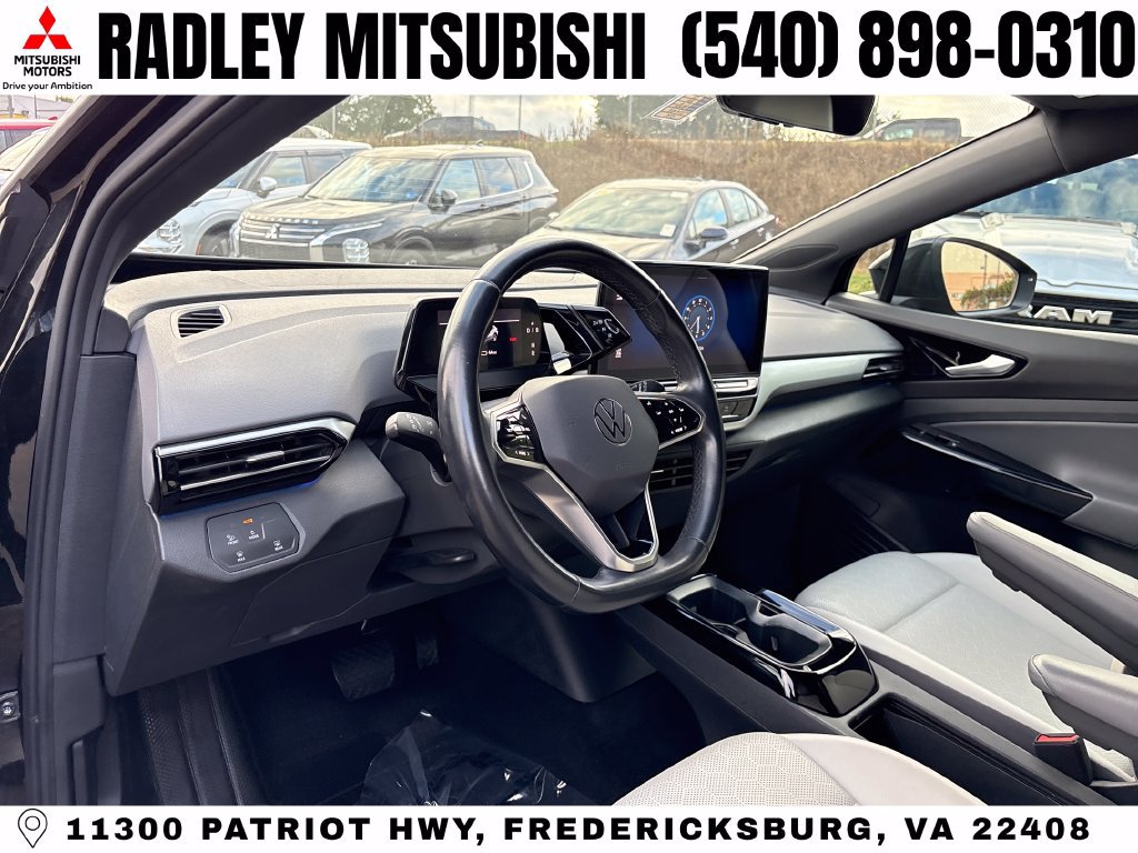 Used 2022 Volkswagen ID.4 Pro S w/ Gradient Package RWD image 4
