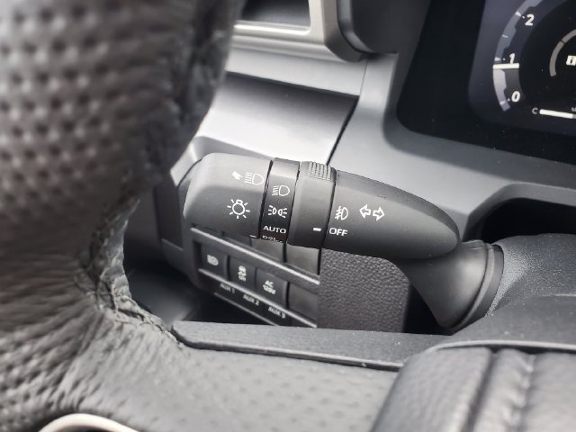 New 2026 Toyota Tacoma TRD Sport w/ TRD Sport Upgrade Package AWD/4WD image 22