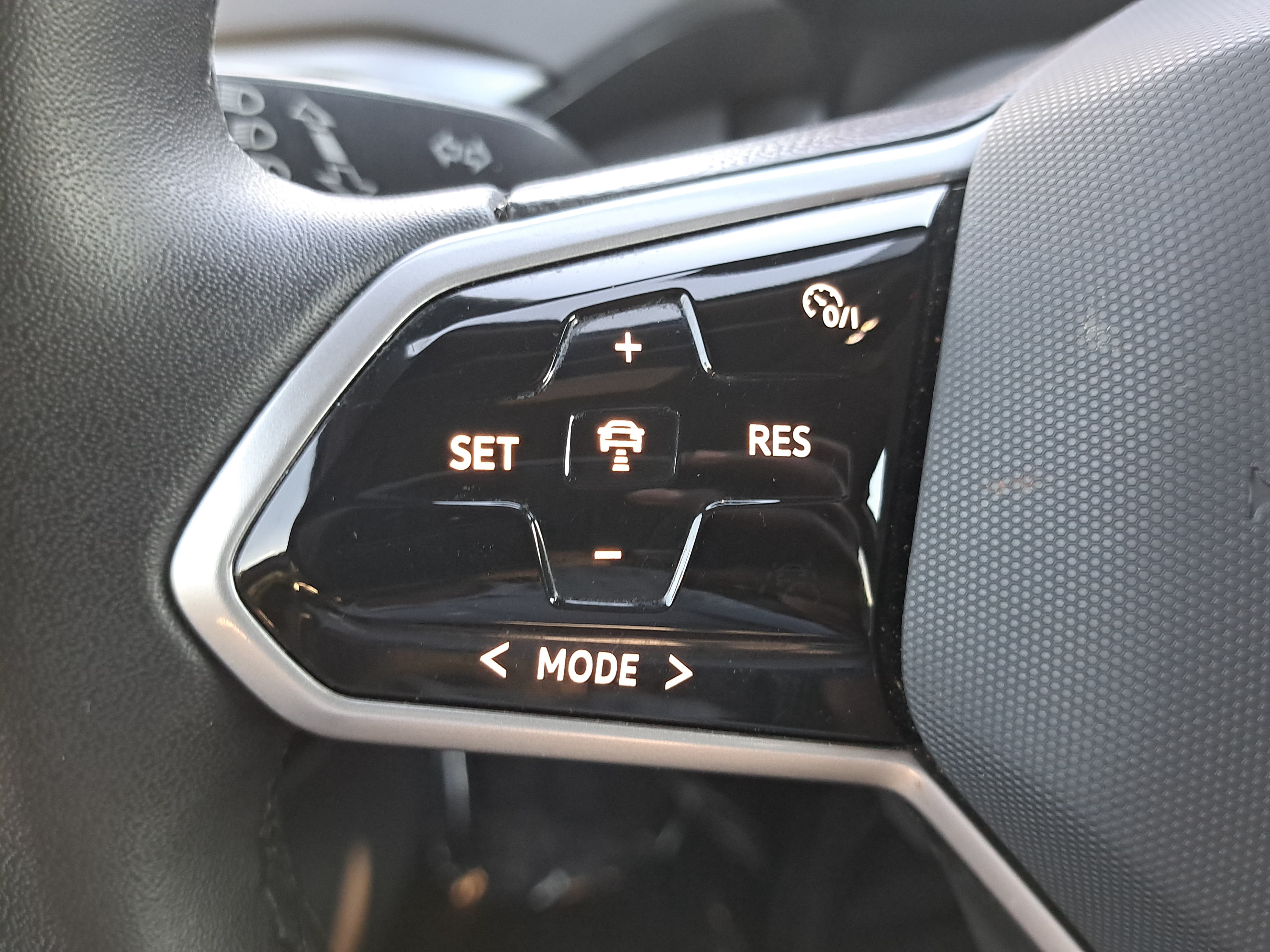 Used 2023 Volkswagen ID.4 Pro RWD image 17