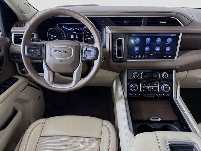 Used 2021 GMC Yukon Denali w/ Denali Premium Package image 22