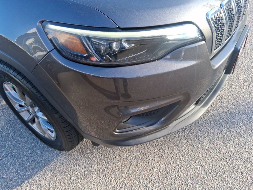 Used 2020 Jeep Cherokee Latitude Plus image 9