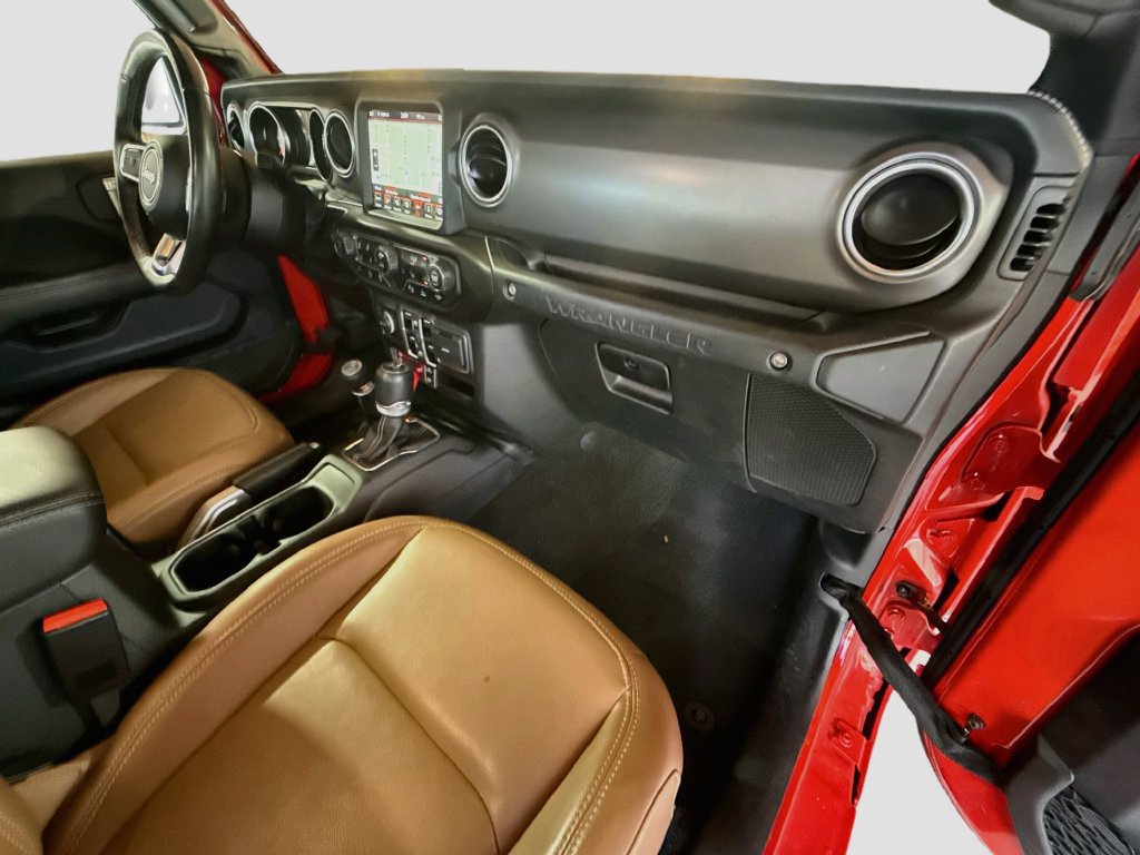 Used 2023 Jeep Wrangler Unlimited Rubicon w/ LED Lighting Group AWD/4WD image 37