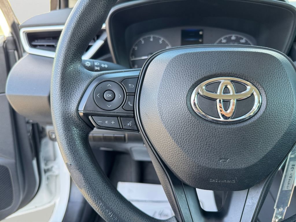 Used 2023 Toyota Corolla LE FWD image 21