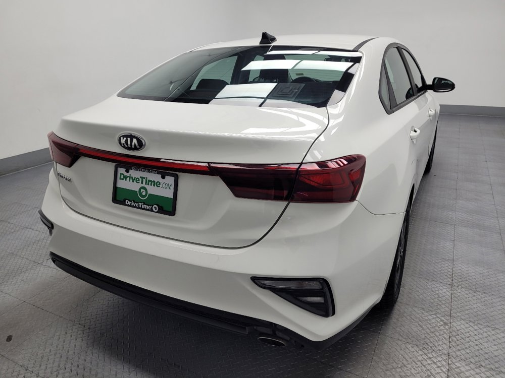 Used 2020 Kia Forte LXS FWD image 7