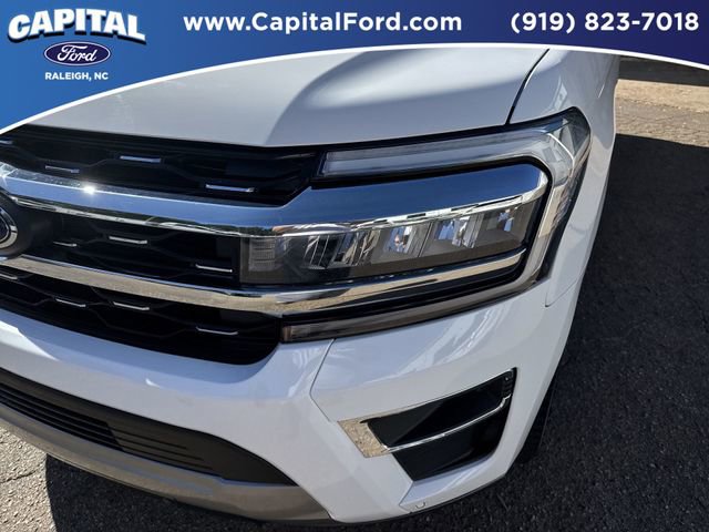 Certified 2023 Ford Expedition Limited image 11